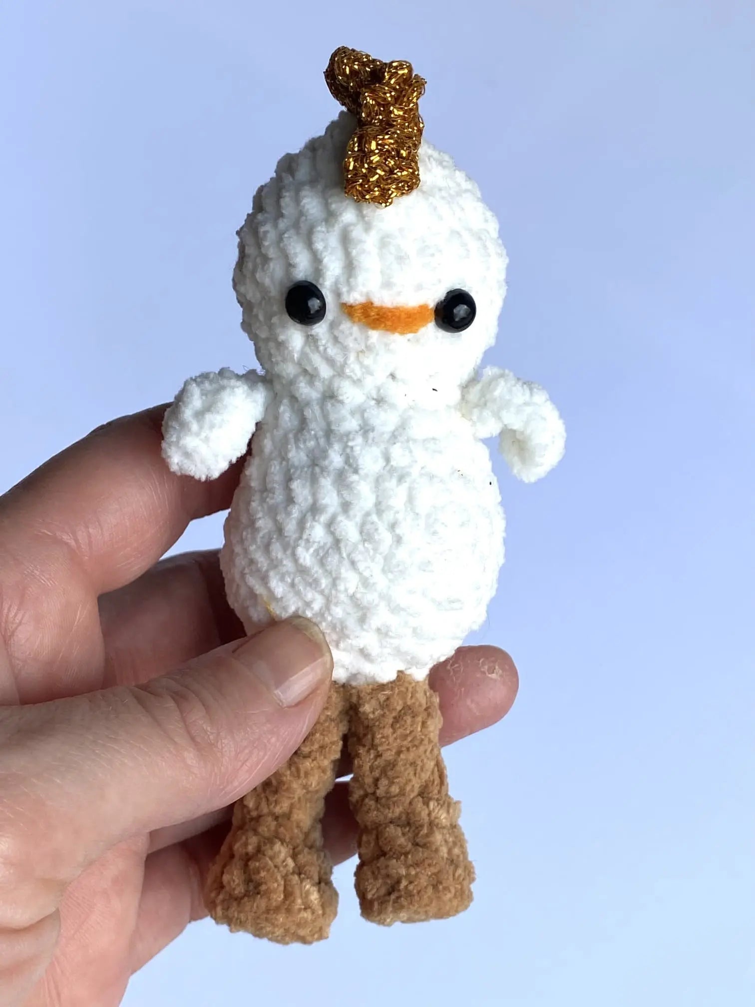 tchiptchip crochet pattern shop chick plushy in nest with a gold comb